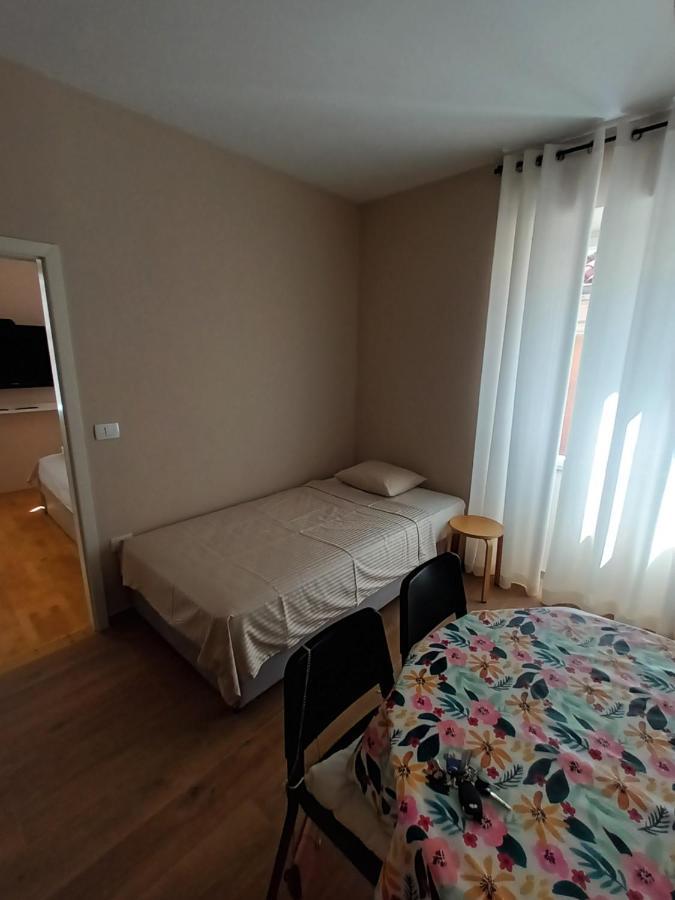 Family Sea Fun Apartment Koper Ngoại thất bức ảnh