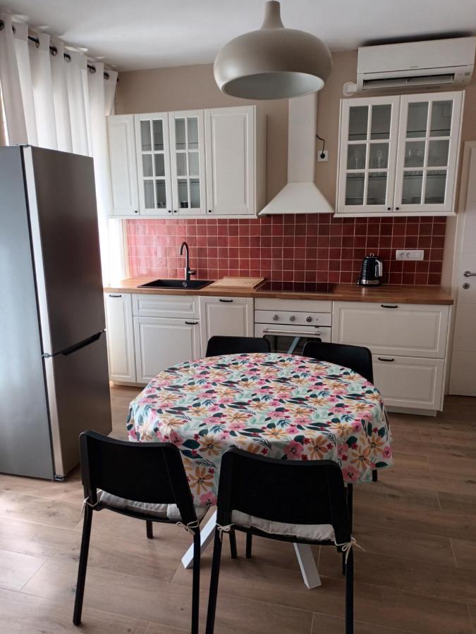Family Sea Fun Apartment Koper Ngoại thất bức ảnh